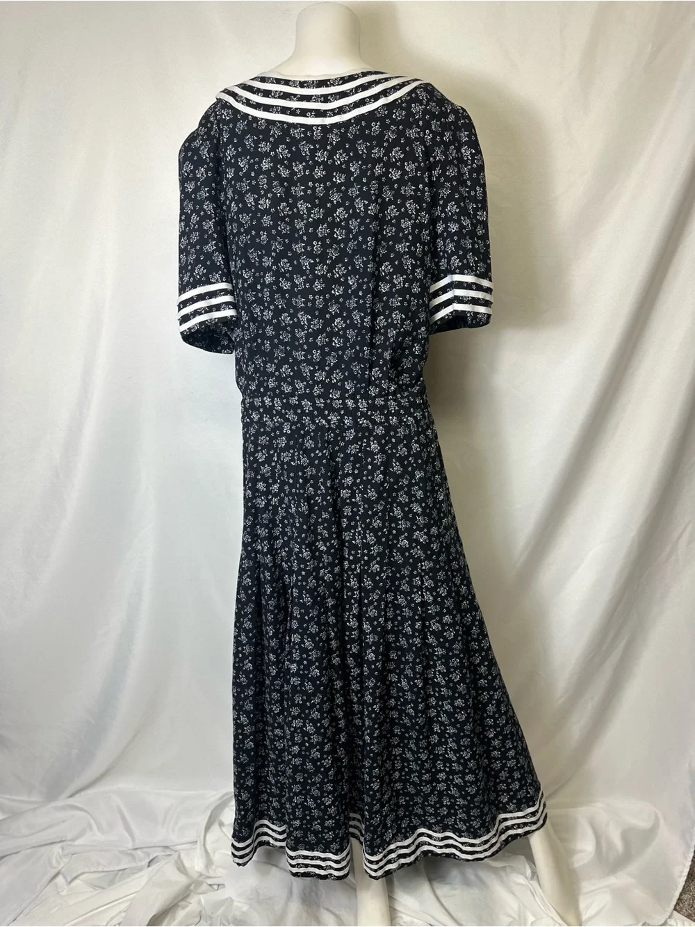 VINTAGE PLAZA SOUTH BRAND SIZE 18T Black & White Dress Short Sleeve Button Down - Picture 6 of 6